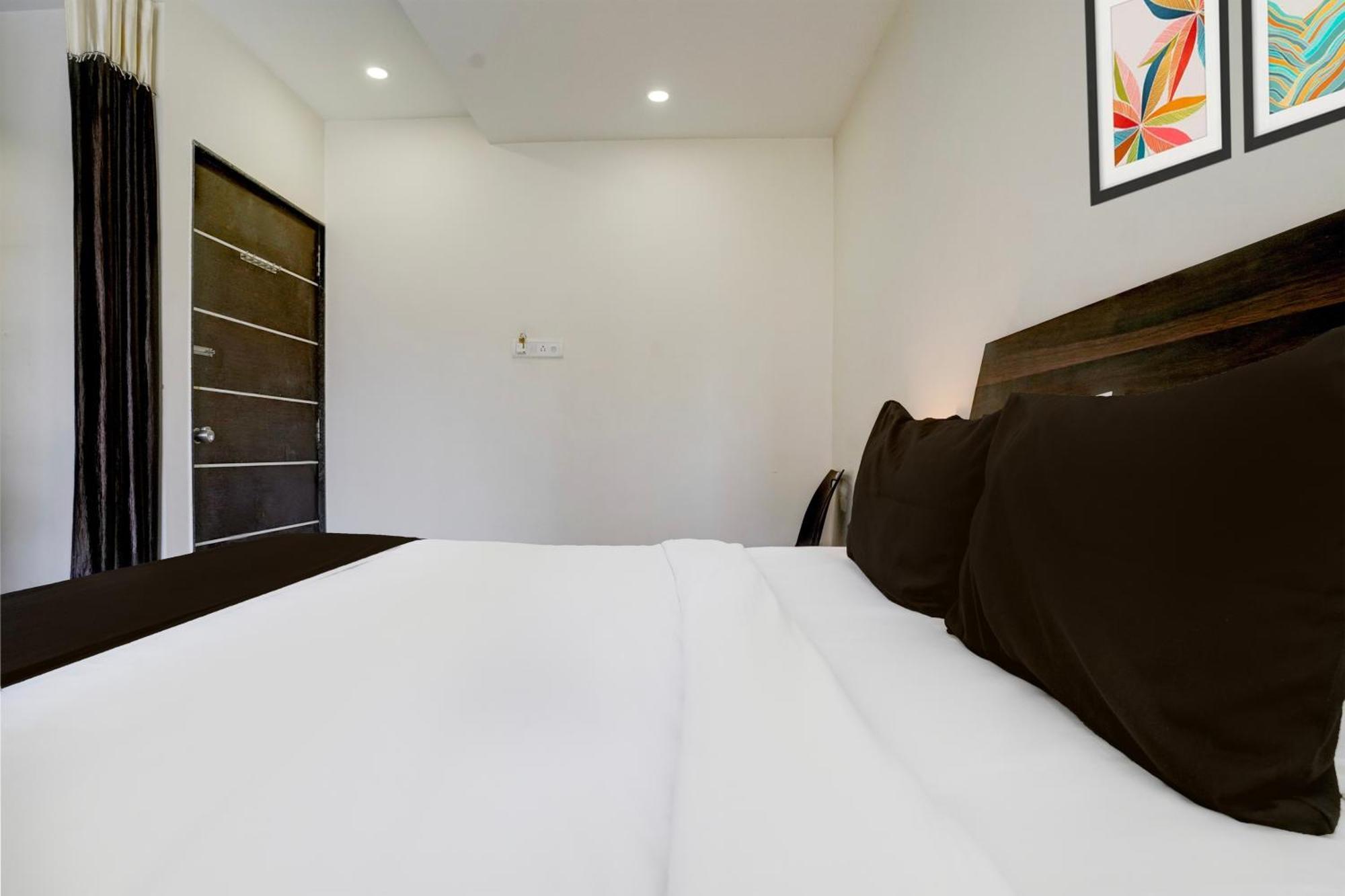 Super Hotel O Chhatrapati Nagar Shirdi Bagian luar foto